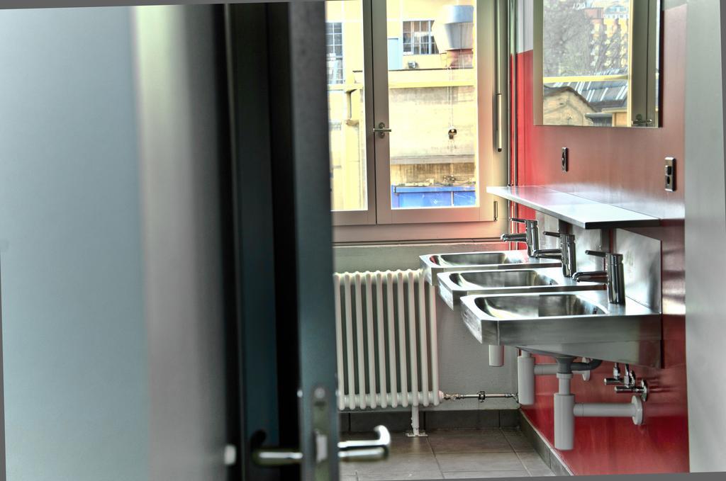 Depot 195 - Hostel Winterthur Exteriör bild