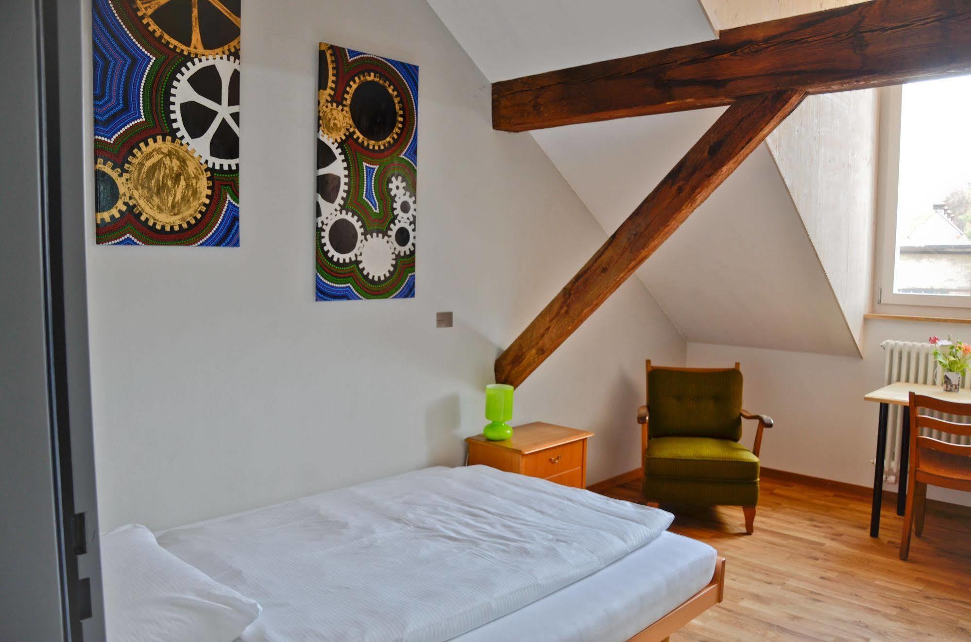 Depot 195 - Hostel Winterthur Exteriör bild
