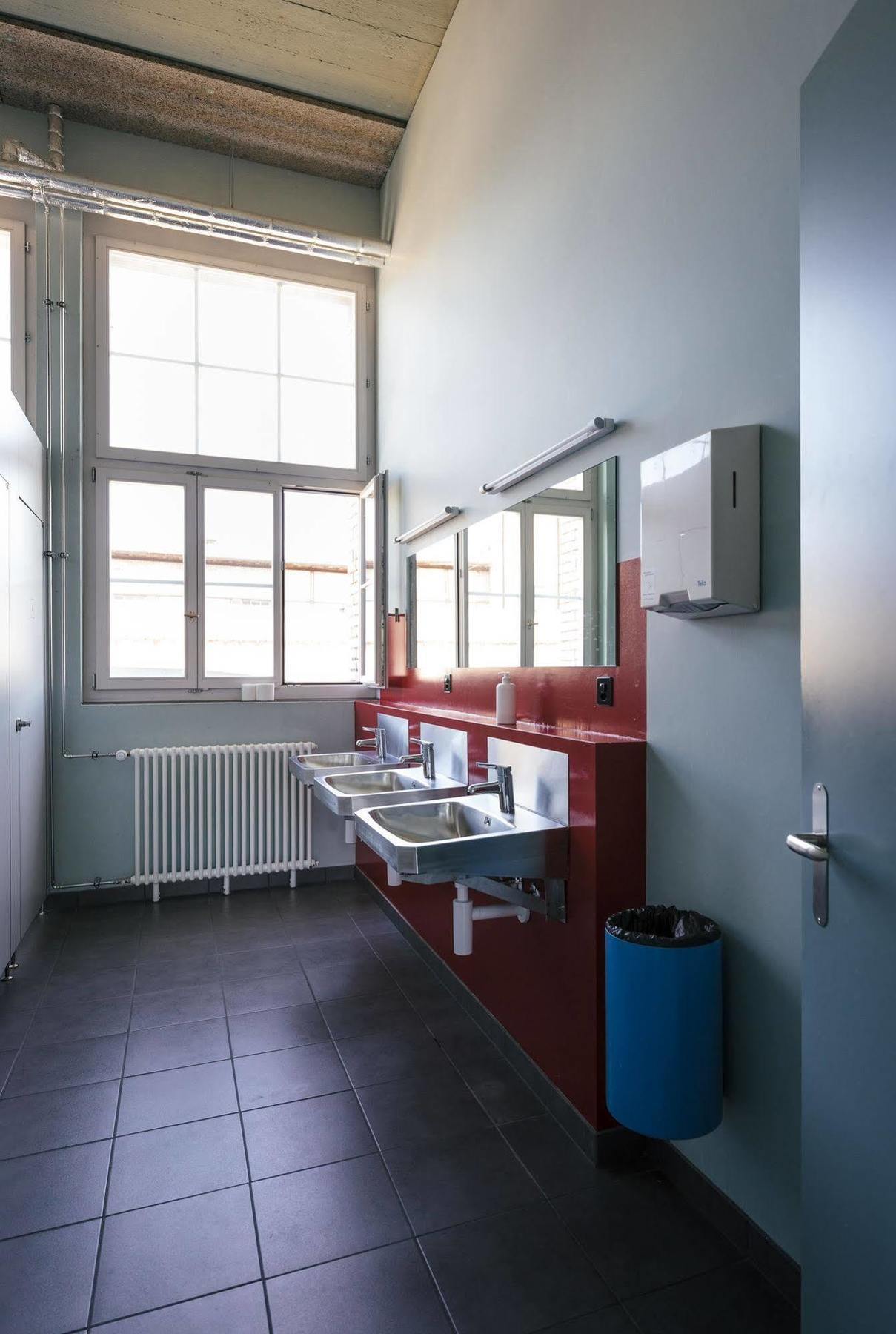 Depot 195 - Hostel Winterthur Exteriör bild